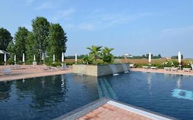 Characteristic Apartment In Codigoro With Pool