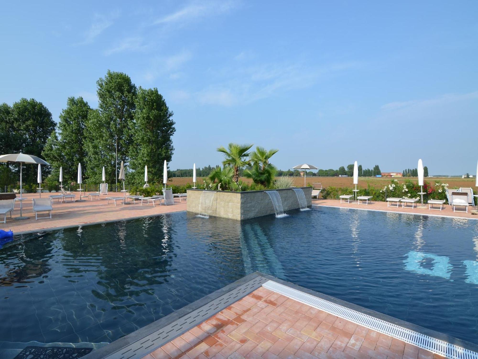 Characteristic Apartment In Codigoro With Pool Exterior foto