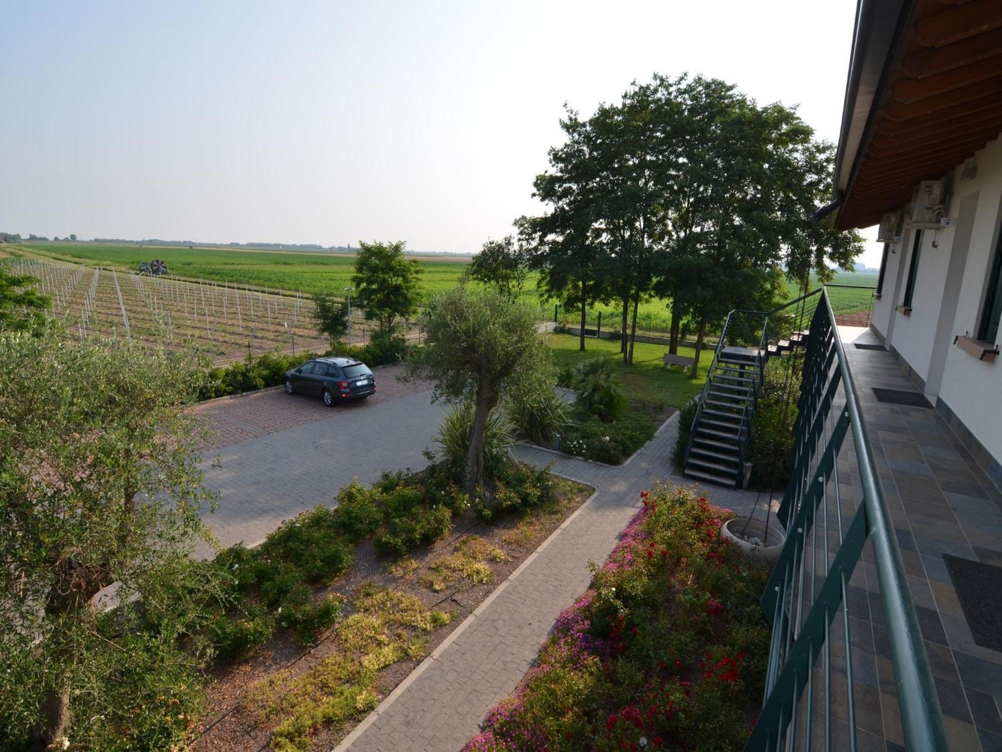 Characteristic Apartment In Codigoro With Pool Exterior foto